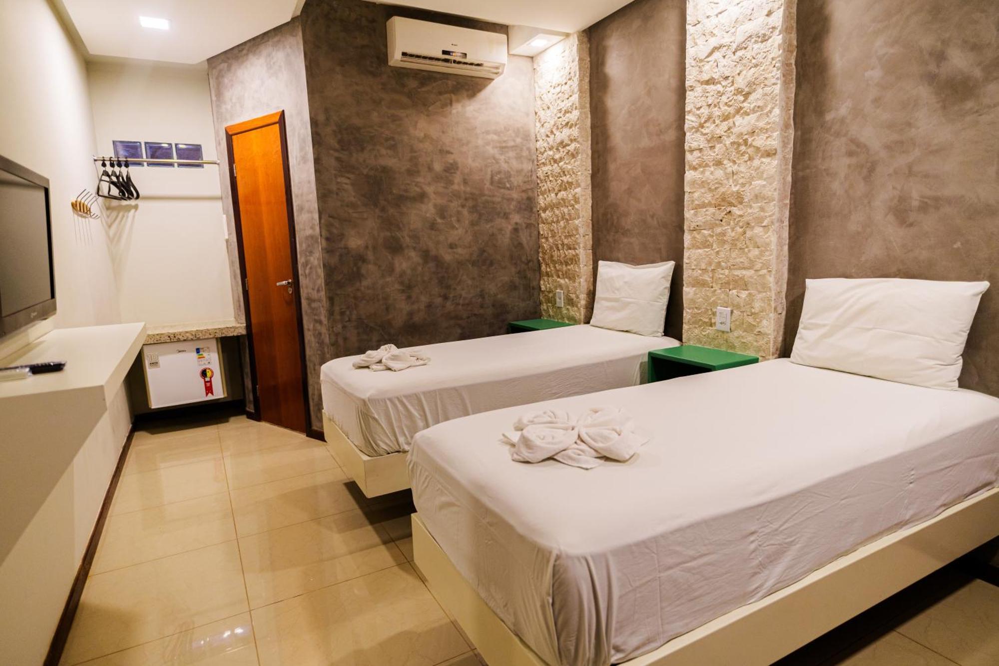 Hotel W4 3*